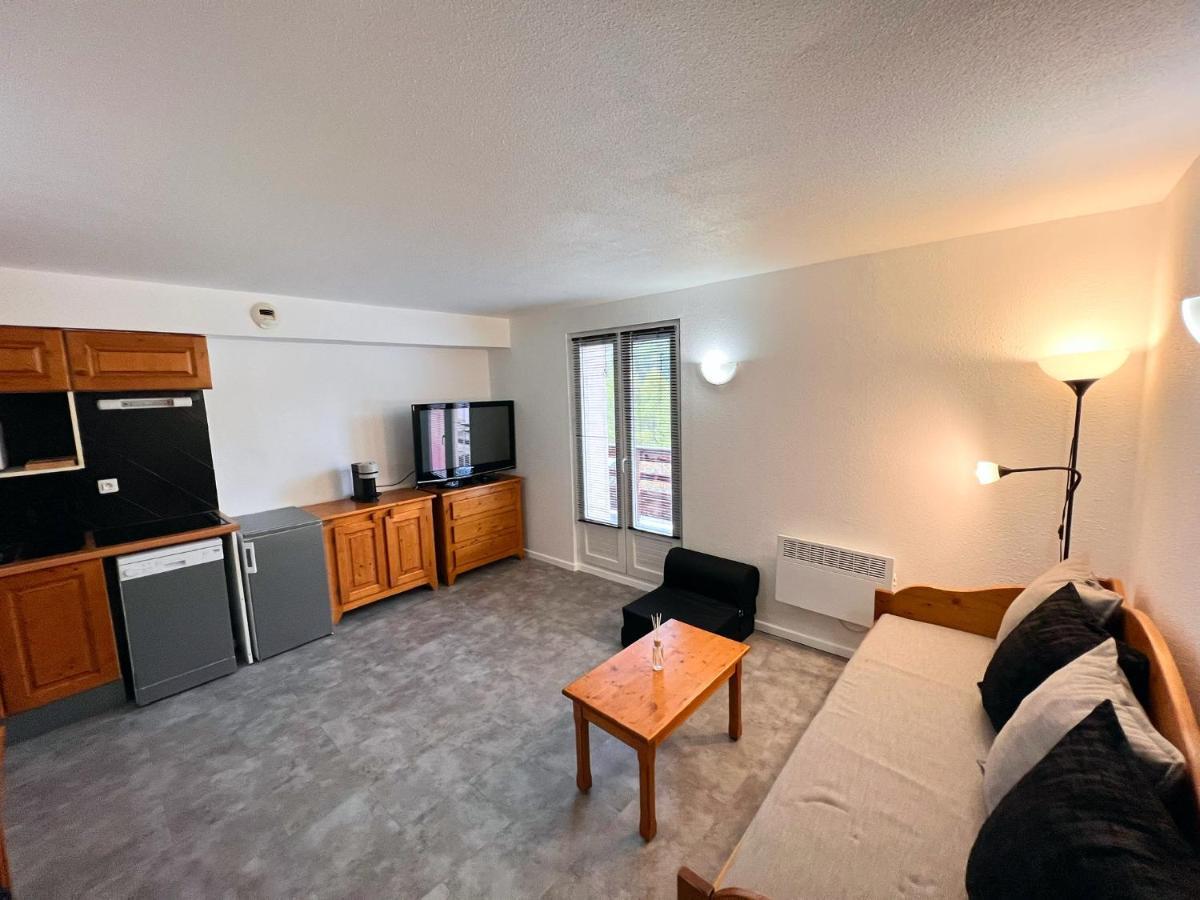 Vars, Appart Spacieux Renove 4 Couchages Dans Chalet Vars  Dış mekan fotoğraf