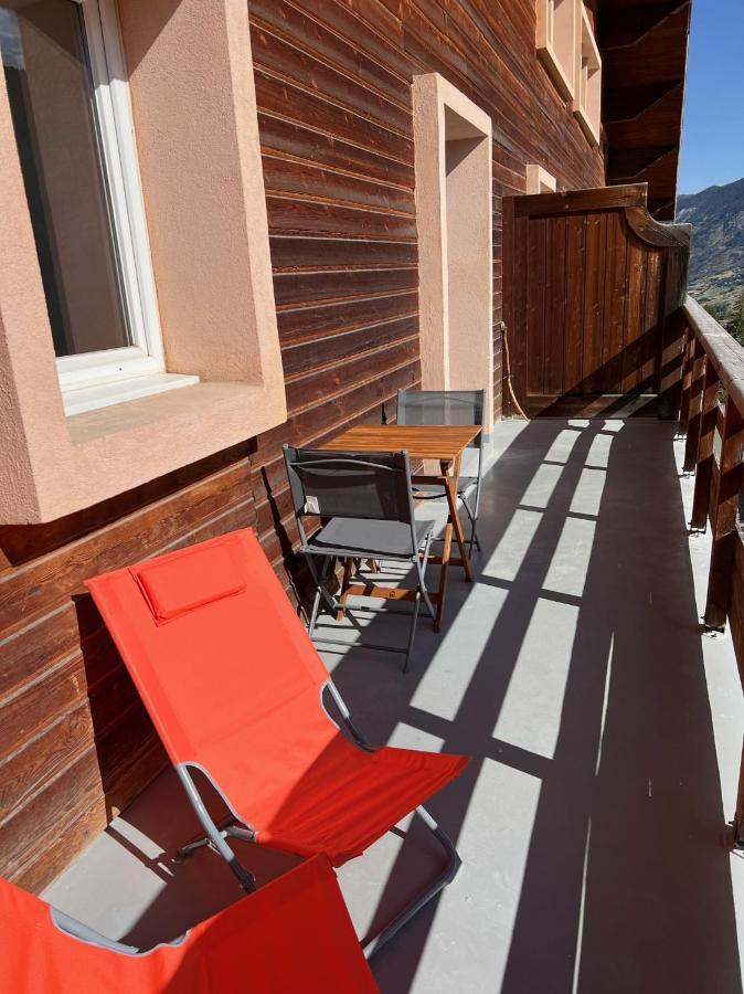 Vars, Appart Spacieux Renove 4 Couchages Dans Chalet Vars  Dış mekan fotoğraf